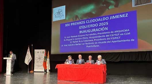 CULMINAN EN EL AUDITORIO PEDRO ALMODOVAR DE PUERTOLLANOLOS ACTOS DEL DIA DE LA SST 2025 DE ARQUICMA Y EL CGRICT