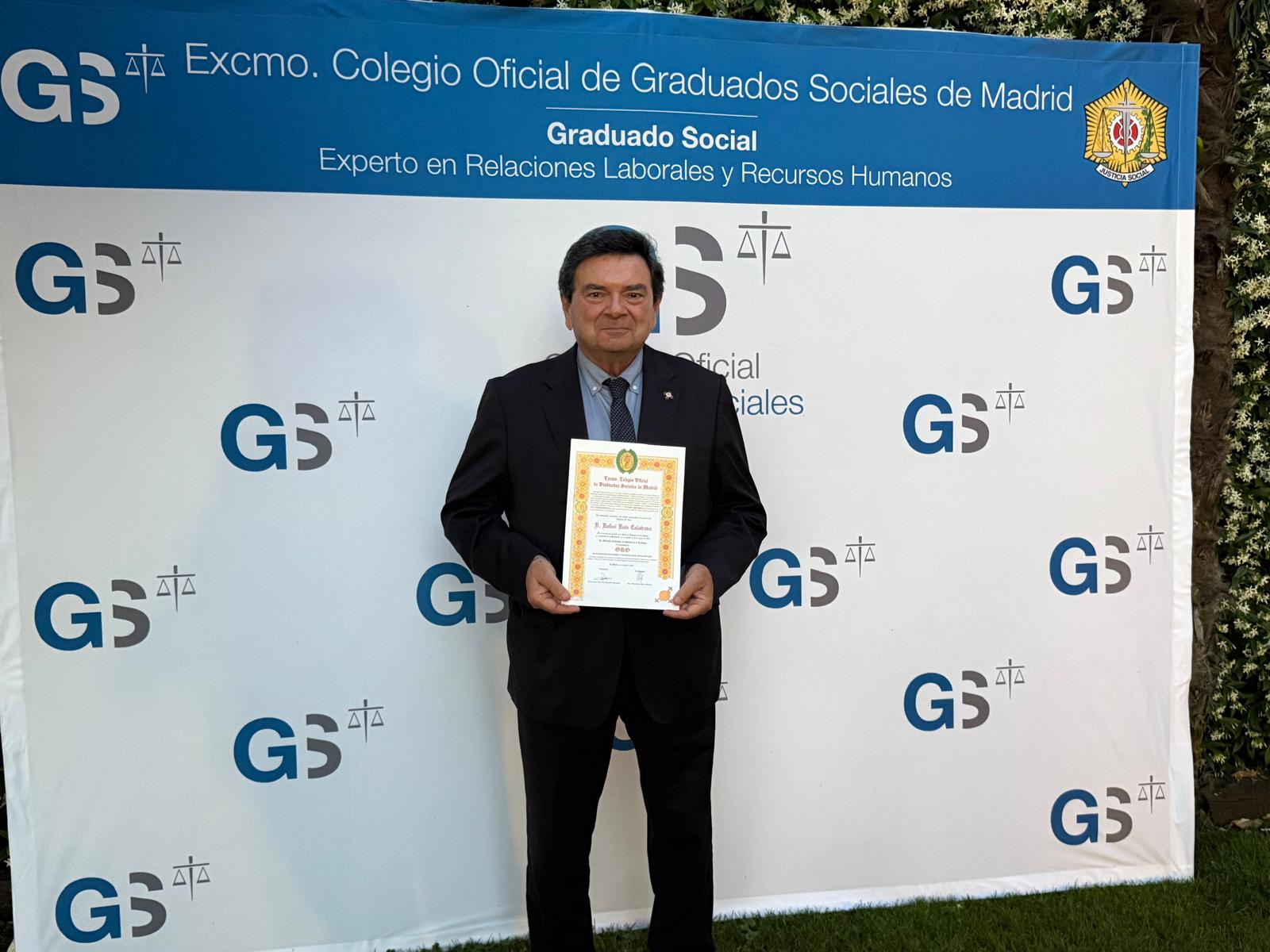 EL PRESIDENTE DEL CGRICT DISTINGUIDO CON LA MEDALLA DE ORO COLECTIVA DEL TRABAJO POR EL COLEGIO OFICIAL DE GRADUADOS SOCIALES DE MADRID